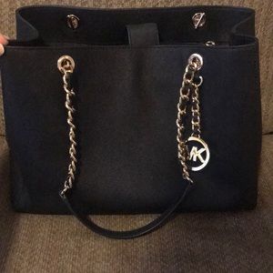 Authentic Michael Kors purse